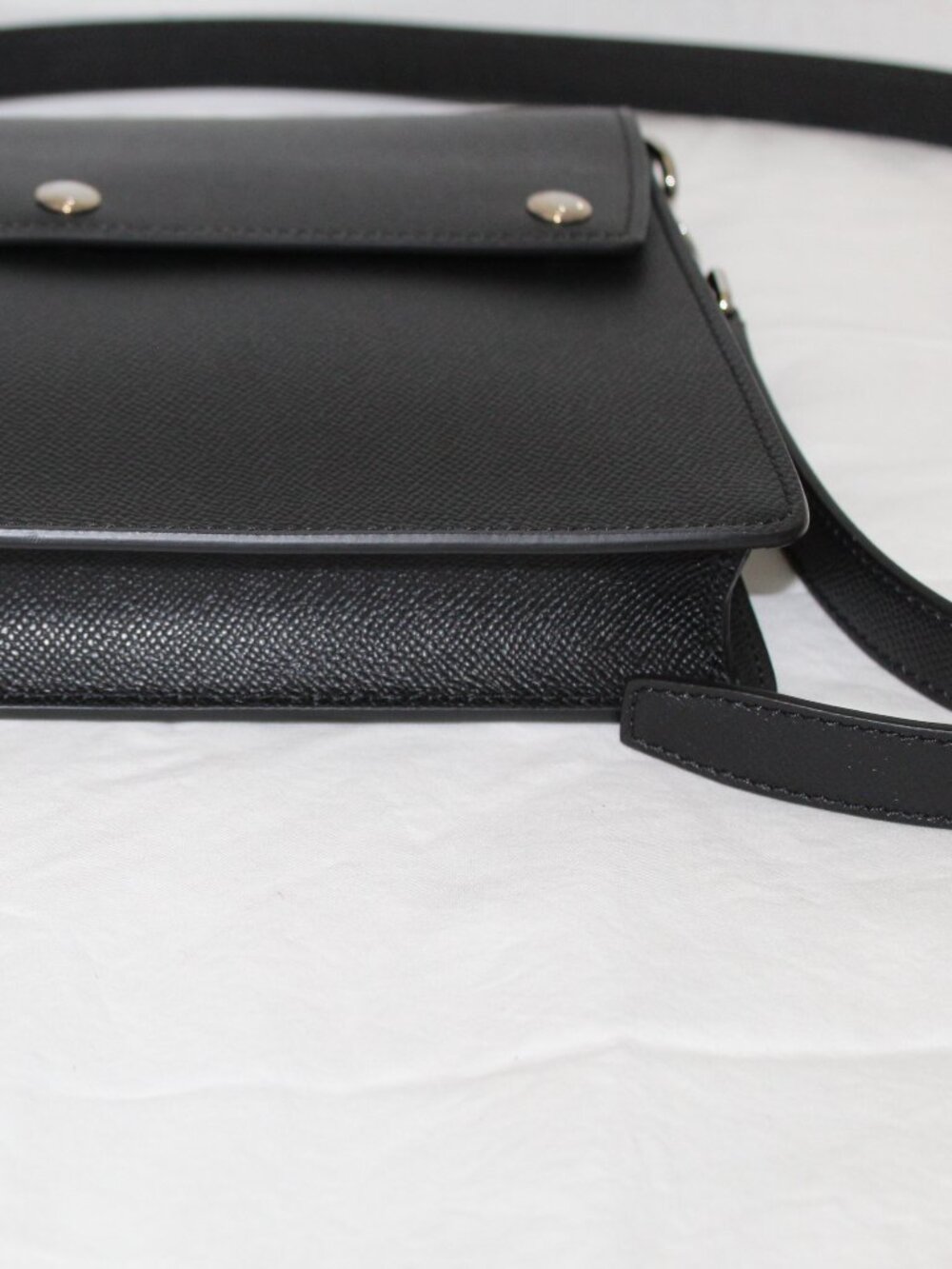 Burberry Grained Leather Black Crossbody Shoulder Bag 2 Way Strap Black Snap Zip - Picture 8 of 15